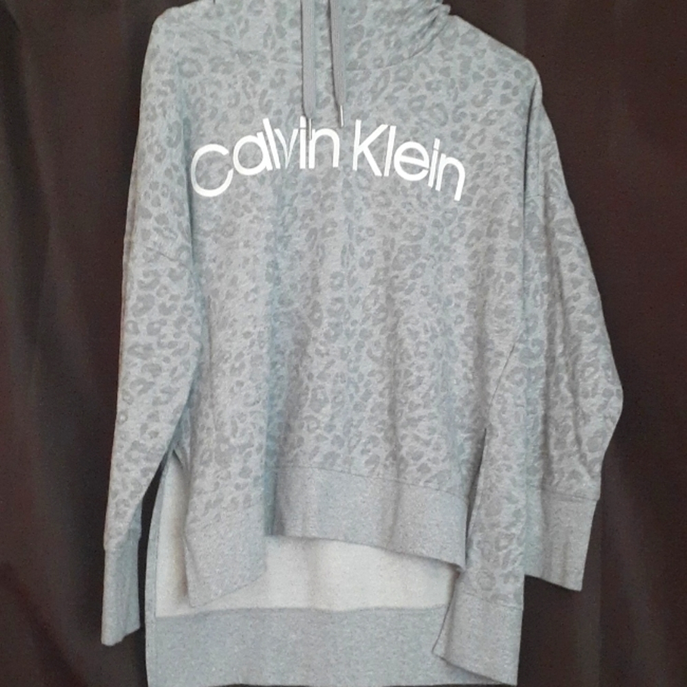 Shirt/Sweatshirt